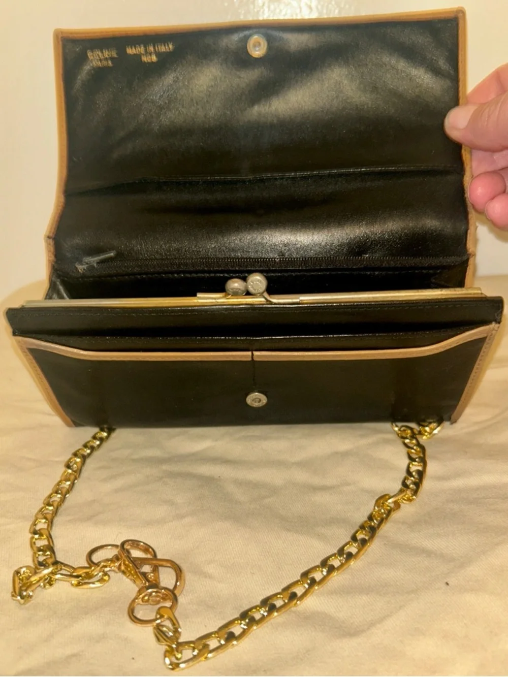 Vintage Celine Triomphe leather wallet with aftermarket chain - Picture 7 of 9